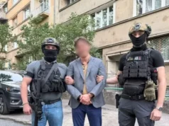 У Львові затримали 31-річного чоловіка за хибне повідомлення про «замінування» вокзалу У Львові затримали 31-річного чоловіка за хибне повідомлення про «замінування» вокзалу