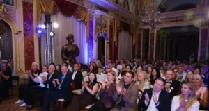 Латвійський піаніст Андрейс Осокінс проведе безкоштовні майстер-класи для дітей зі Львівщини