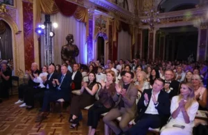 Латвійський піаніст Андрейс Осокінс проведе безкоштовні майстер-класи для дітей зі Львівщини Латвійський піаніст Андрейс Осокінс проведе безкоштовні майстер-класи для дітей зі Львівщини