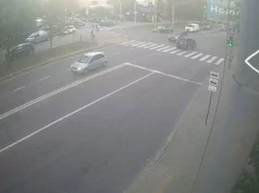 У Львові на пішохідному переході дві BMW збили батька з дитиною