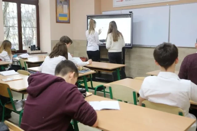 Пʼять львівських шкіл з вересня працюватимуть як пілотні академічні ліцеї