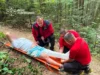 (Українська) На водоспаді «Кам’янка» на Львівщині рятувальники допомогли травмованому туристу На водоспаді «Кам’янка» на Львівщині рятувальники допомогли травмованому туристу