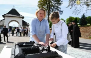 В Унівській лаврі відкрили тактильну мініскульптуру монастиря В Унівській лаврі відкрили тактильну мініскульптуру монастиря