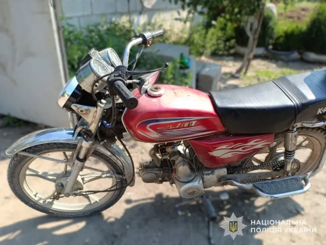 На Золочівщині у ДТП травмувалися мотоцикліст та 8-річний пасажир