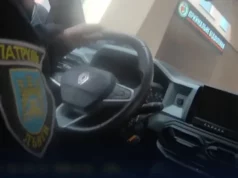 На трасі М-09 поліцейські супроводили породіллю до львівського пологового