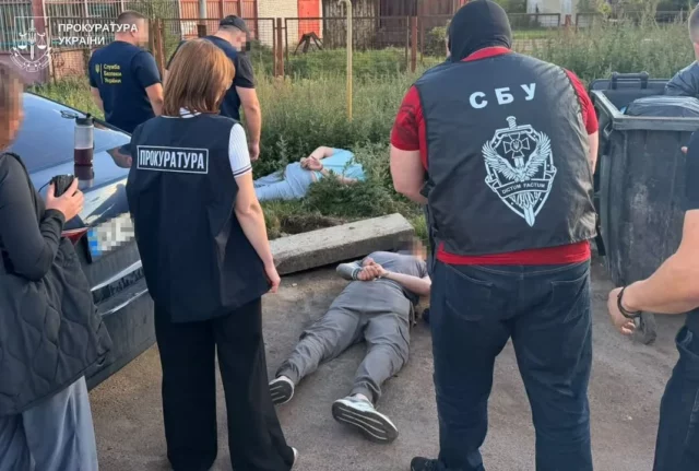 image Двом львів’янам оголосили підозру за організацію незаконного виїзду військовозобов’язаного за кордон