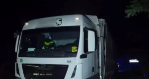 Біля Великих Мостів вантажівка MAN смертельно травмувала скутериста
