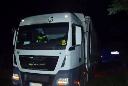 Біля Великих Мостів вантажівка MAN смертельно травмувала скутериста