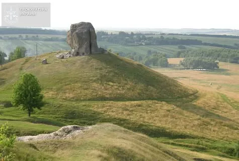 image На Львівщині офіційно визначили межі «Чортового каменю» біля Підкаменя