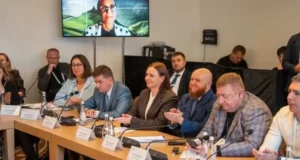 На саміті C8 домовилися створити спільну карту туристичних проєктів у Карпатах