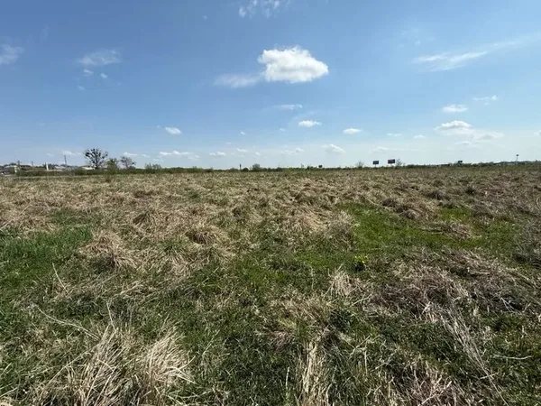 image Львів та Малі Підліски виставляють на аукціон 5 ділянок під бізнес