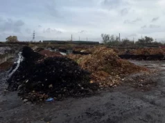 Львівська станція компостування приймає перше опале листя Львівська станція компостування приймає перше опале листя