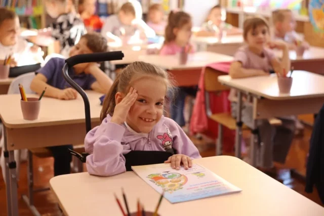image Вікторія Полюга, заради якої об’єднався Львів, пішла у перший клас