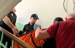 У Львові рятувальники забезпечили доступ до квартири жінки, якій стало зле