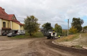 На Самбірщині ремонтують нову ділянку дороги Нагірне – Добромиль На Самбірщині ремонтують нову ділянку дороги Нагірне – Добромиль