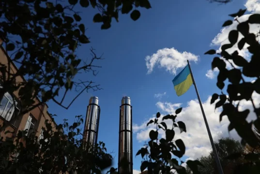 У львівських школах випробовують резервне опалення без газу та світла