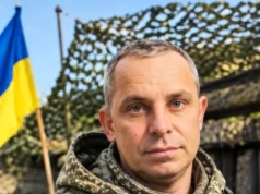 У Новояворівську попрощаються із захисником України Романом Сприсою