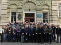 Благодійники з Британії передали Університетській лікарні ендоскопічне обладнання для трансплантації печінки