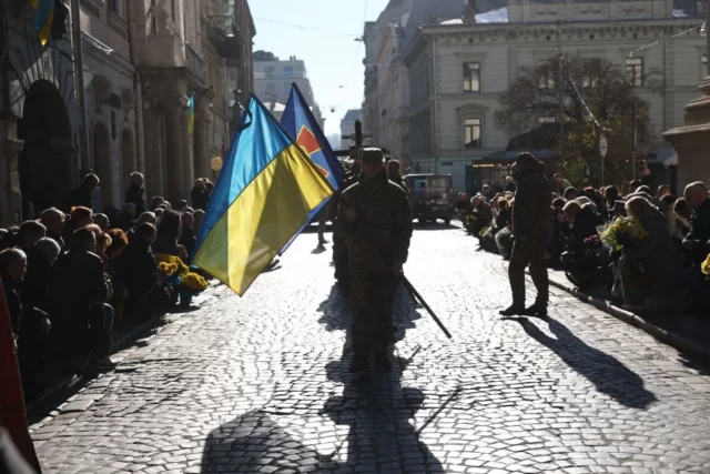 У Львові попрощаються із захисником Ярославом Гірним