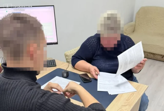 image У Стрию помічницю вихователя підозрюють у побитті 2-річної дівчинки в дитсадку