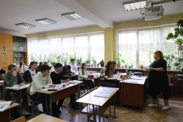 Коли львівські школярі матимуть осінні канікули: оприлюднено графік