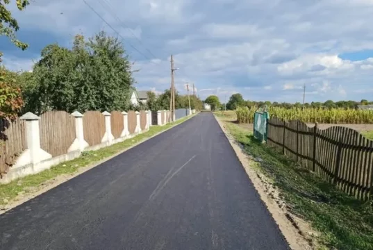 У селі Великополе завершили капремонт вулиці Садової
