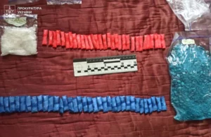 Мешканця Нового Роздолу судитимуть за зберігання понад 1,2 кг наркотиків і психотропів Мешканця Нового Роздолу судитимуть за зберігання понад 1,2 кг наркотиків і психотропів