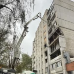 У Львові відновлюють будинки, зруйновані ракетним ударом на Патона і Виговського