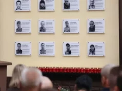 У Рясне-Руському на ліцеї встановлять три меморіальні таблиці полеглим захисникам У Рясне-Руському на ліцеї встановлять три меморіальні таблиці полеглим захисникам