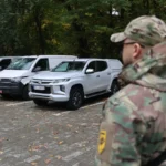 Львів у межах «Помсти Лева» передав військовим авто, Starlink і зарядні станції