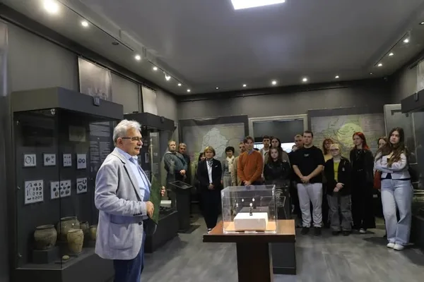 image До Музею історії Галичини у Винниках передали унікальну бронзову фігурку
