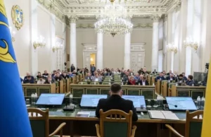 Львівська облрада передає генератор і автомобілі для військових