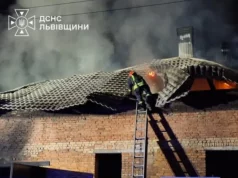 (Українська) У селі Бірки на Яворівщині рятувальники загасили пожежу будівлі У селі Бірки на Яворівщині рятувальники загасили пожежу будівлі