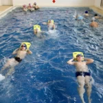 Львівських школярів запрошують на безкоштовні уроки плавання під час осінніх канікул