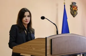 Міська рада підвищила посадові оклади працівникам дошкілля та шкіл Міська рада підвищила посадові оклади працівникам дошкілля та шкіл