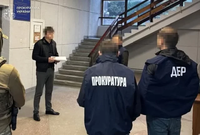 image На Львівщині викрили схему продажу посвідчень трактористів за участі посадовців Держпродспоживслужби