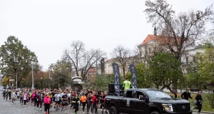 У Львові провели благодійний забіг Running Rave 2.0 для підтримки ЗСУ