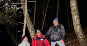 У Стрийському районі рятувальники знайшли заблукале подружжя в горах