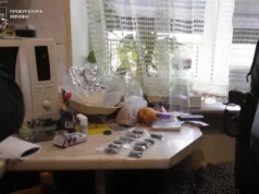 У Львові судитимуть чоловіка, який пропонував поліцейському 5 000 доларів хабаря через наркотики