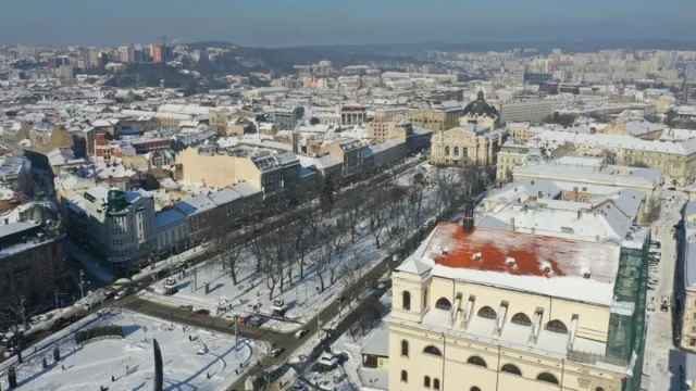 Львів посилює підготовку до зими: резервне живлення та твердопаливні котельні