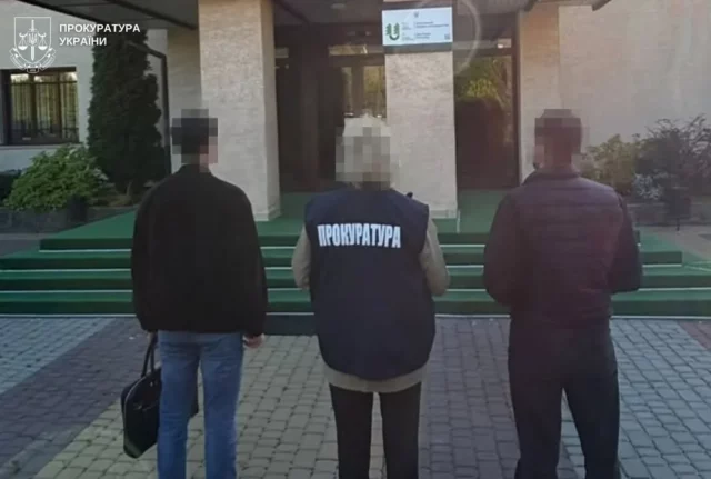 image На Стрийщині посадовцю лісництва повідомили про підозру через незаконну рубку ялин у заказнику