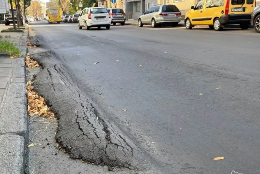 На вул.