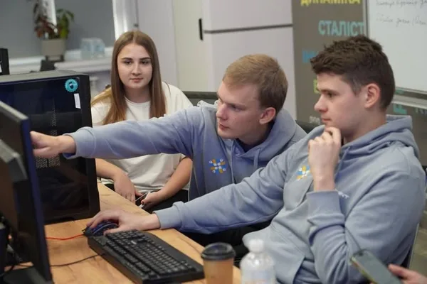 image Представник Львівщини Володимир Оринчак працює над ШІ-агентом для громад