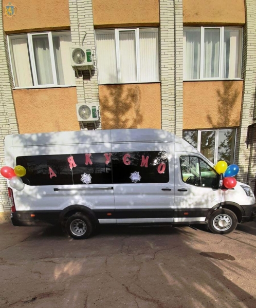 Для Львівського обласного центру комплексної реабілітації для дітей та осіб з інвалідністю Св. Пантелеймона закупили два транспорті засоби