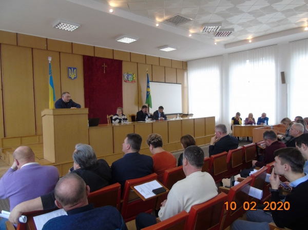 10 лютого  відбулася  позачергова 39-а сесія Жовківської районної ради VII-го демократичного скликання.